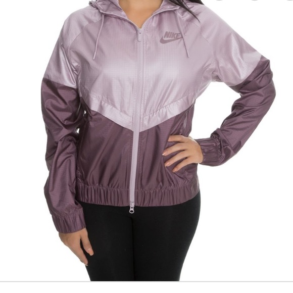 Nike Jackets & Blazers - Nike Windbreaker Jacket⭐️
